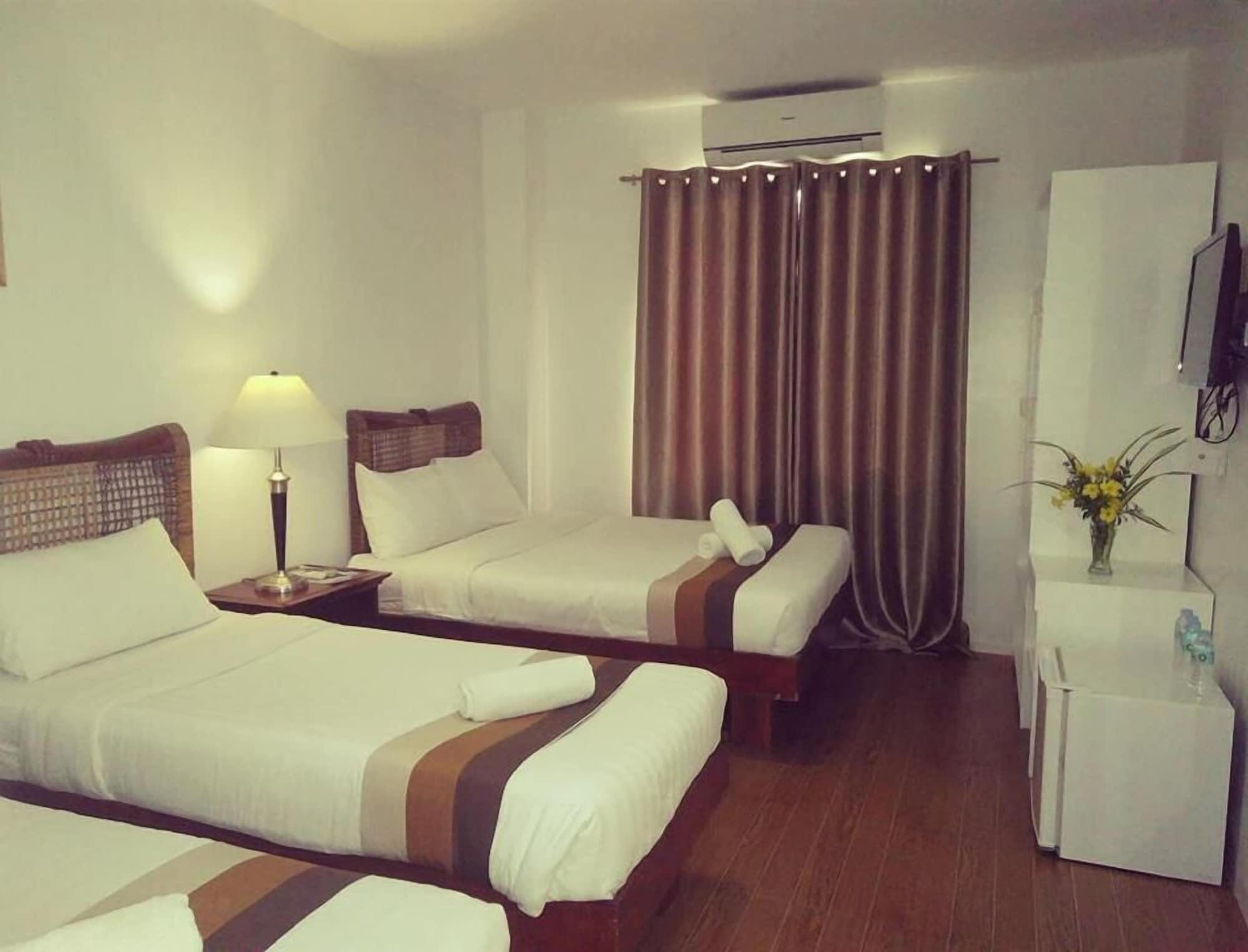 Discover Boracay Hotel Калібо Екстер'єр фото